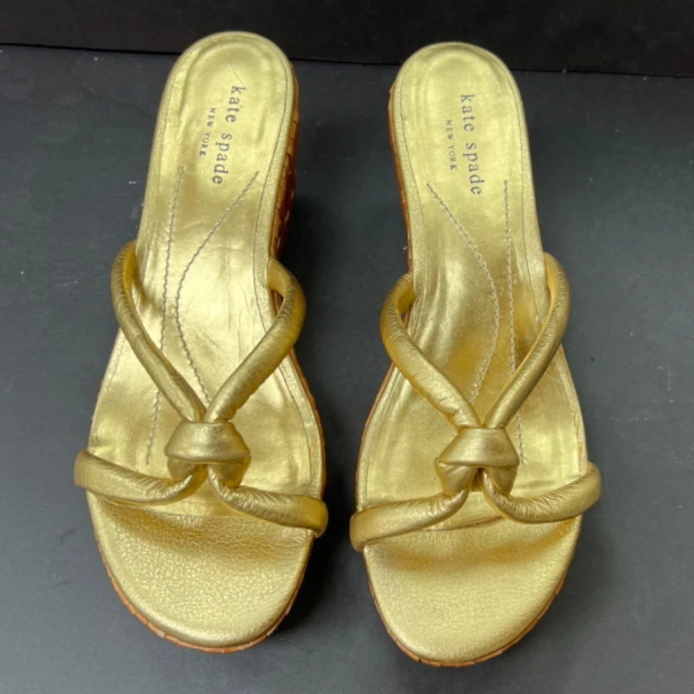 Gold Kate Spade sandals - Picture 11 of 11